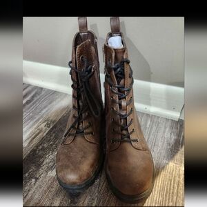 Brown Lace-Up Boots